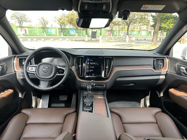 Certificated Pre-Owned Volvo XC60 2021 T5 AWD Inscription Luxury Edition - u22613378