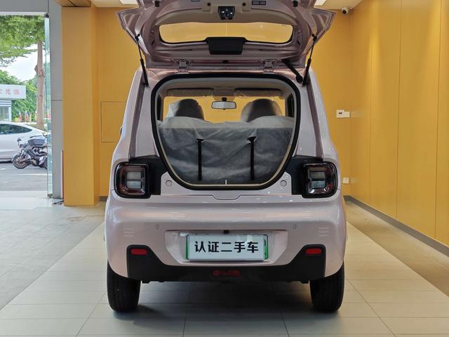 Pre-Owned Geely Panda 2024 200km Panda mini Longteng Version