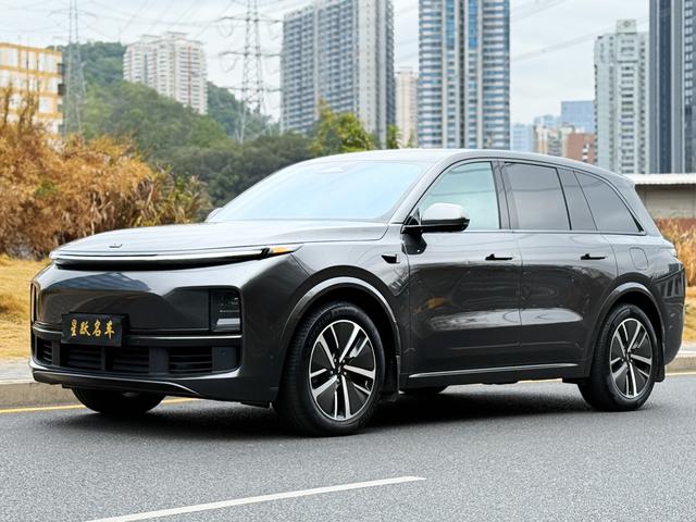 Certificated Pre-Owned Li Auto L8 2024 Pro Edition -u22760172