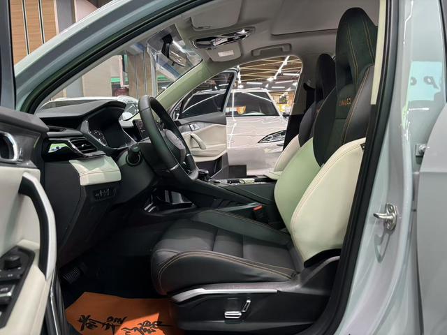 Certificated Pre-Owned Lynk & Co 06 EM-P 2021 84KM Range Pro -u21213922