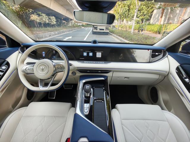 Certificated Pre-Owned VOYAH FREE 2021 4WD Standard Extended-Range Exclusive Luxury Package -u21795612