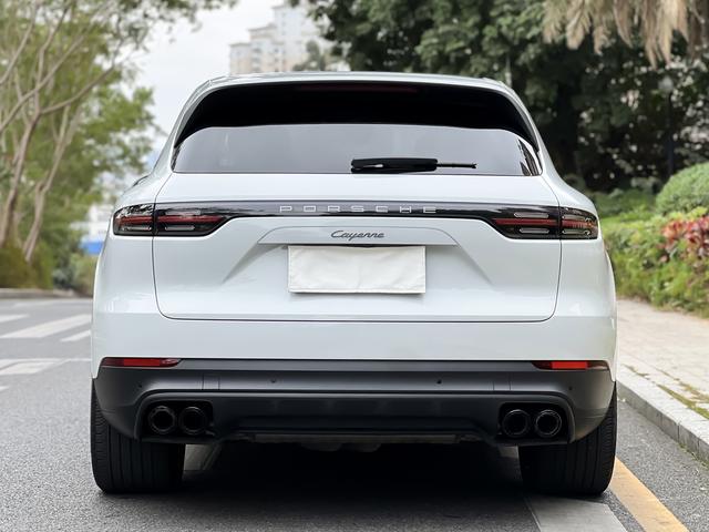 Certificated Pre-Owned Porsche Cayenne 2022 Cayenne 3.0T Platinum Edition - u22746833