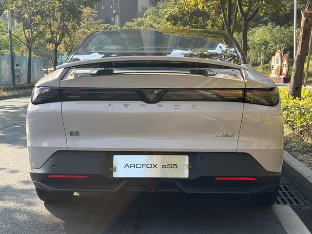 Certificated Pre-Owned Jihu Alpha S5 2024 708MAX 200kW -u22483425