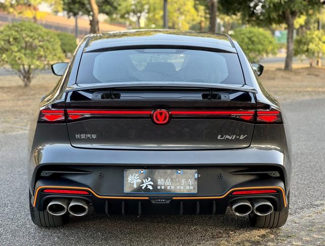 Certificated Pre-Owned Changan UNI-V 2025 Edition 3rd Generation 1.5T 500Bar Premium Sporty Model - u22396966