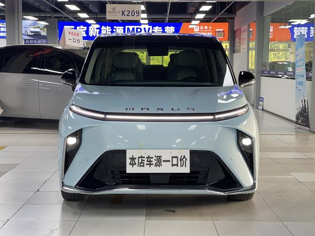 Certificated Pre-Owned Dajia 9 EV 2022 Long Range Gaoshan 7-Seater Edition -u22532384