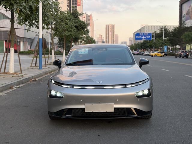 Certificated Pre-Owned XPENG P7 2022 625E-u22039092