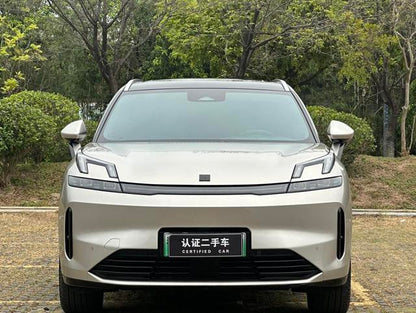 Certificated Pre-Owned Lynk & Co 08 EM-P 2025 120 Long Range Pro -u21747227