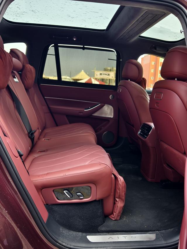 Certificated Pre-Owned Wenjie M8 2025 Extended-Range Ultra Five-Seater Edition -u22711324