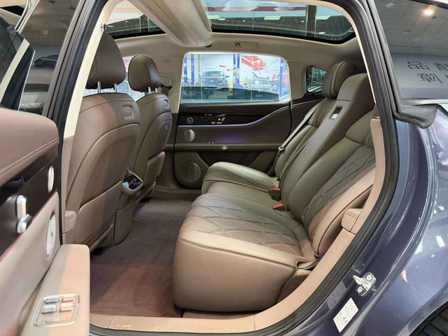 Pre-Owned AITO S9 2025 Extended Range Rear-Drive Ultra