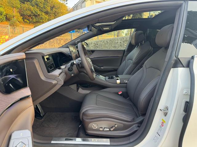 Certificated Pre-Owned Denza Z9 DM 2024 1100 4WD Ultra Edition -u22732288