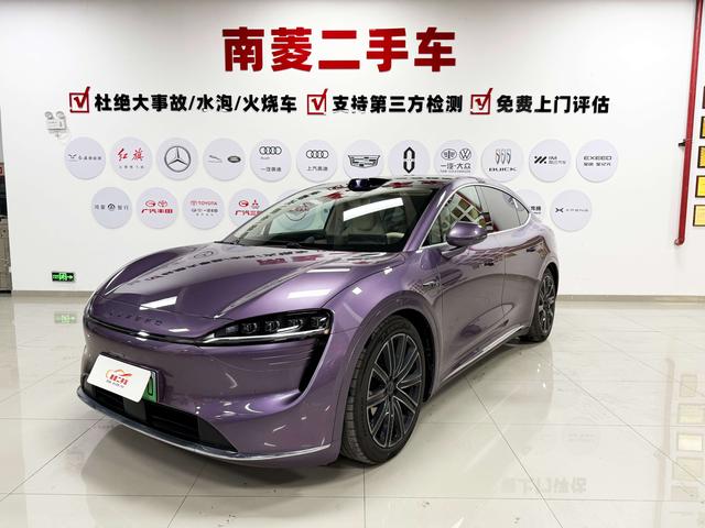 Certificated Pre-Owned Zhijie R7 2024 All-Electric 82kWh Max Rear-Wheel Drive Version -u22090187