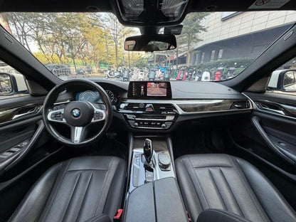Certificated Pre-Owned BMW 5 Series 2019 530Li Leading Model M Sport Package - u22284351