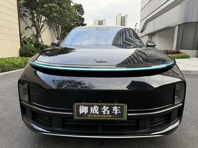 Certificated Pre-Owned Li Auto L8 2023 Air Edition -u21884977