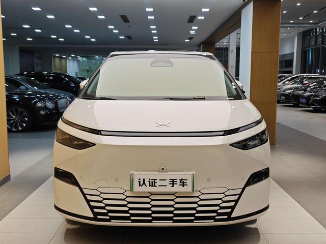 Certificated Pre-Owned XPENG X9 2024 610 Long Range Prou22205073