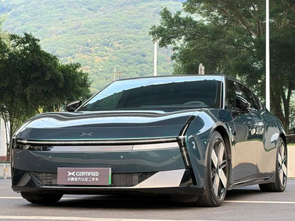 جهاز XPENG P7 2025 702 طويل المدى فائق الجودة معتمد ومستعمل