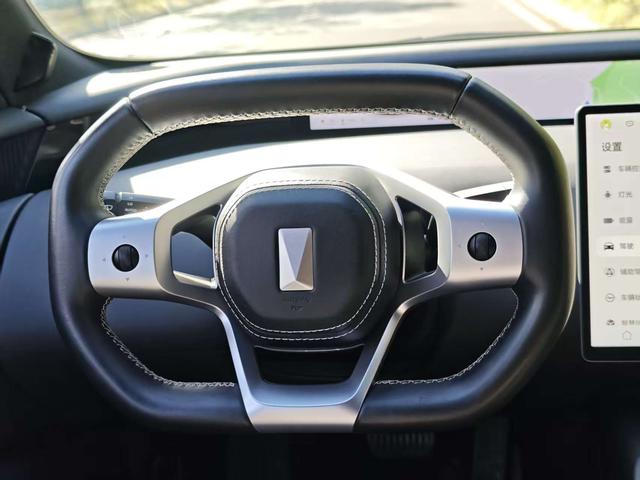 Pre - Owned Avita 12 2025 Ultra Rear - Wheel Drive Extended - Range Edition