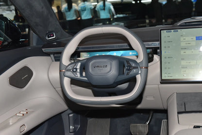 Lynk &amp; Co Z10