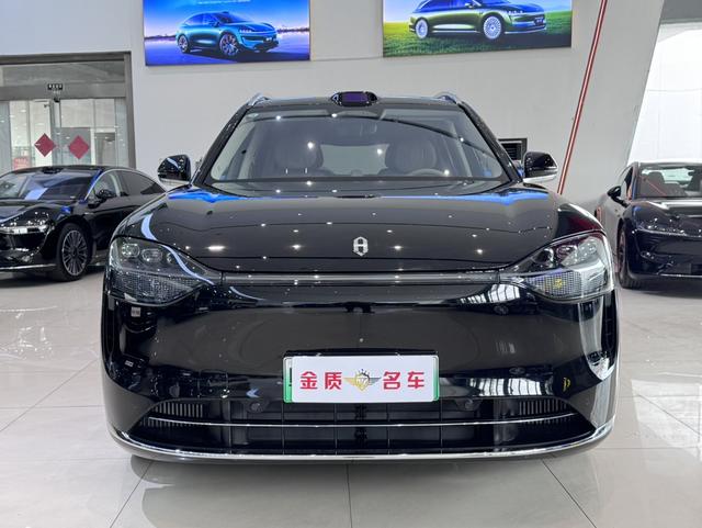 Certificated Pre-Owned Wenjie M9 2024 Extended-Range Ultra Six-Seater Edition -u22171319