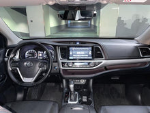 Certificated Pre-Owned GAC Toyota Highlander 2018 2.0T 4WD Luxury 7-Seater China VI - u22052721