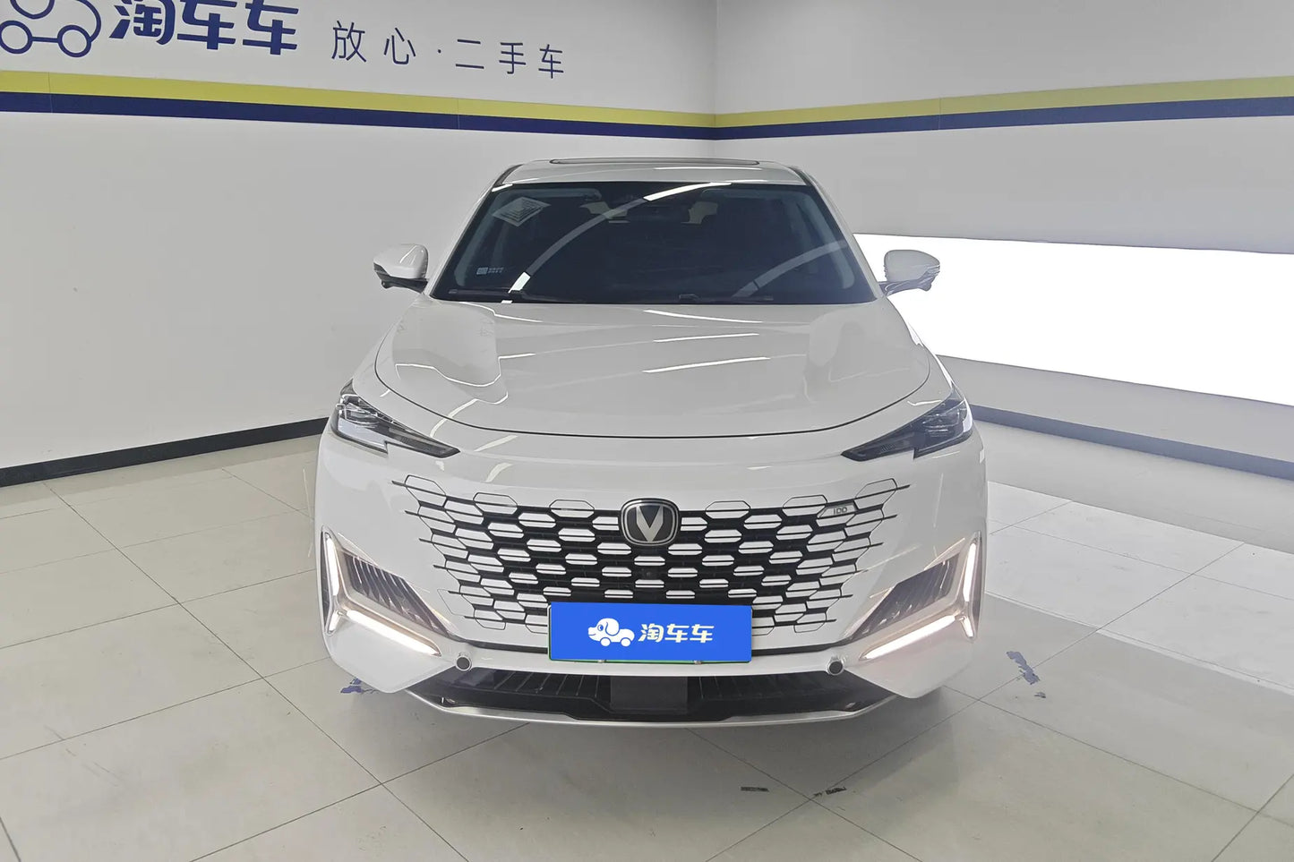 Certificated Pre-Owned Changan UNI-K Intelligent Electric iDD 2023 Model Intelligent Electric iDD 1.5T 135km Intelligent Leadership Version -u22524559