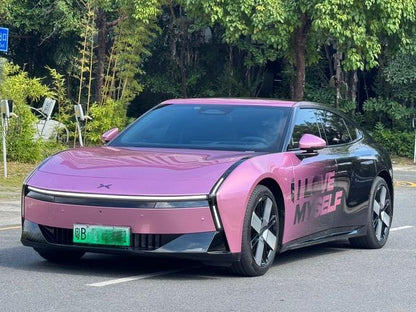 سيارة XPENG P7 موديل 2025 معتمدة مستعملة، دفع رباعي، أداء فائق، فائقة الأداء