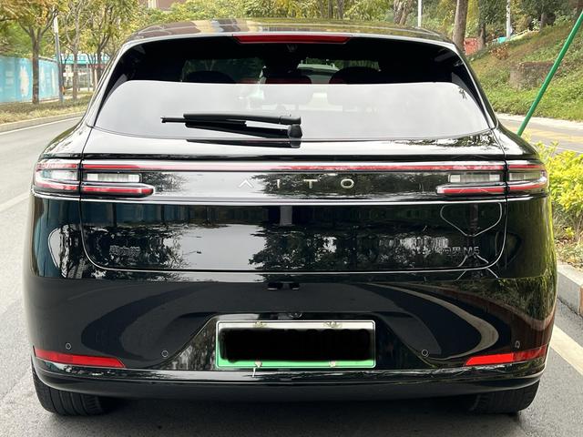 Certificated Pre-Owned Wenjie M5 2025 Extended-Range Ultra Rear-Wheel Drive Version -u22536019