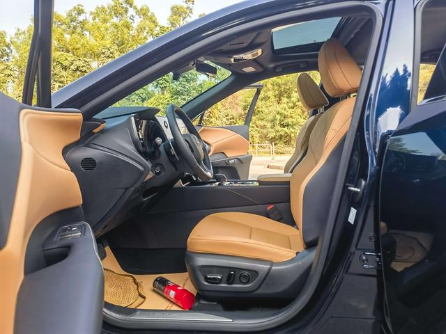 Certificated Pre-Owned Lexus RX 2025 300 Four-Wheel Drive Junxiang Edition - u22562398