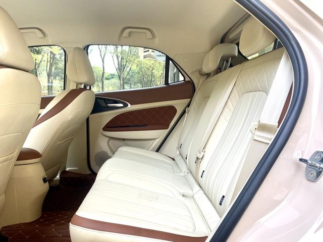 Certificated Pre-Owned Ora Good Cat 2023 401km Standard Range Comfort Version Lithium Iron Phosphate -u22706289