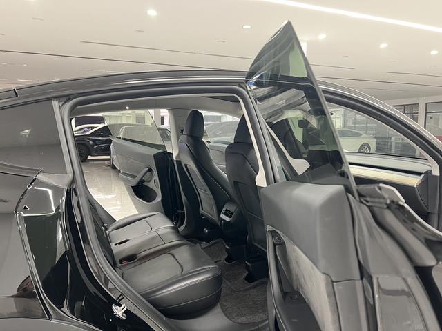 Pre-Owned Tesla Model Y 2022 Facelift Rear-Wheel Drive Edition