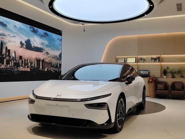 سيارة XPENG P7+ 2024 ذات المدى الطويل Maxu21976268 مستعملة معتمدة
