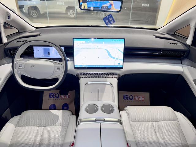 سيارة XPENG X9 2025 كهربائية بالكامل 702 رباعية الدفع عالية الأداء Max-u21633320 مستعملة معتمدة