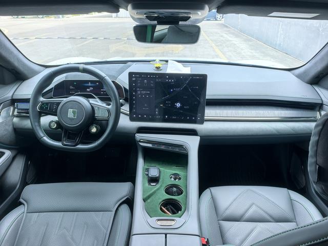 Certificated Pre-Owned ZEEKR 001 2023 WE Version 100kWh -u22762217