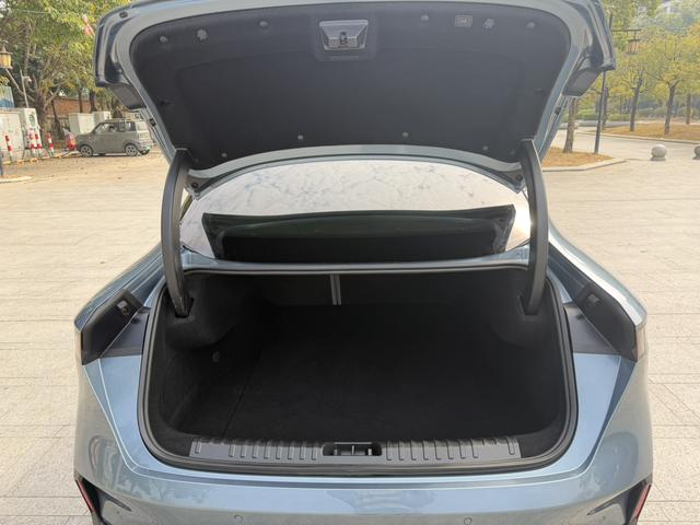 Certificated Pre-Owned Lynk & Co 07 EM-P 2024 126 Long Range Intelligent Driving Ultra -u22573369