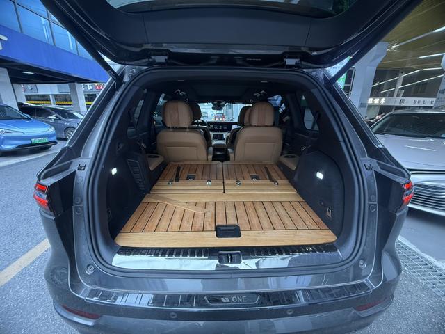 Pre-Owned Li Xiang ONE 2021 Extended-Range 6-Seater Version