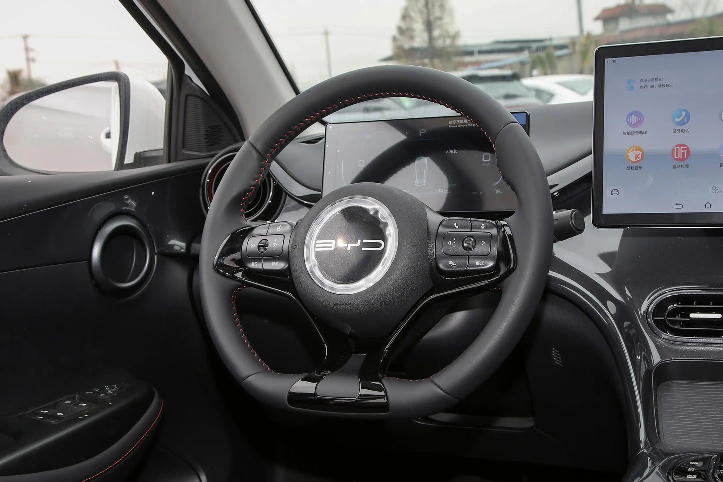 BYD e2