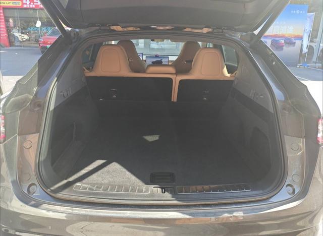 Certificated Pre-Owned Zhijie R7 2025 Extended Range 53.4kWh Ultra Four-Wheel Drive Version -u22100681