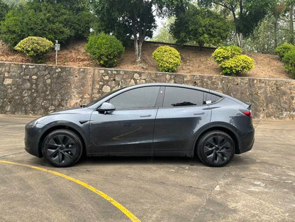 Pre-Owned Tesla Model Y 2024 Rear-Wheel Drive Version