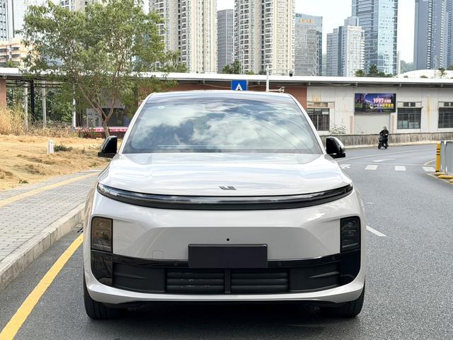 Certificated Pre-Owned Li Auto L6 2024 Pro Edition -u22753502