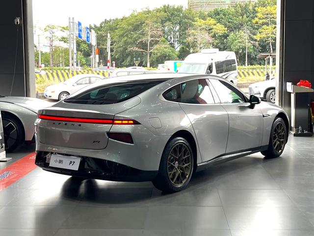 Certificated Pre-Owned XPENG P7 2020 Model 670N-u22184130