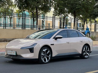 طائرة XPENG MONA M03 موديل 2024، إصدار فائق المدى 620، معتمدة ومستعملة - u22059116