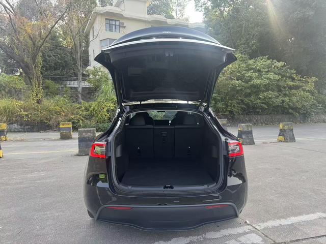 Certificated Pre-Owned Tesla Model Y 2022 Facelift Rear-Wheel Drive Version -u22523276