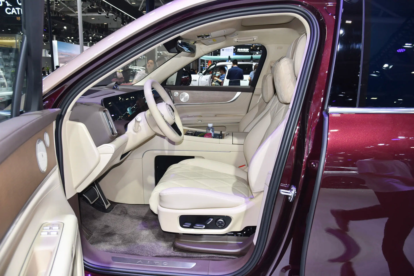 Seres Auto AITO M9-Hybride REEV