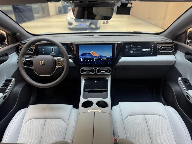 Certificated Pre-Owned Leapmotor C01 2023 Extended-Range 216 Comfort Edition -u22540440