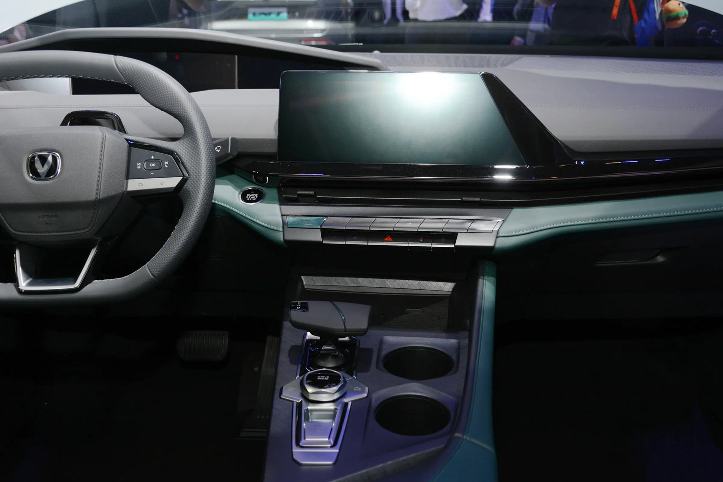 Changan Changan UNI-V Zhidian iDD -Hybride PHEV