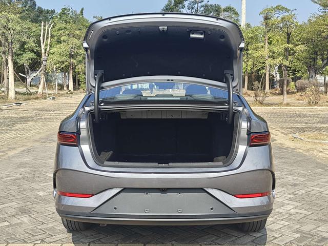 Certificated Pre-Owned BYD Qin PLUS DM 2025 Intelligent Driving Edition DM-i 120KM Beyond Model -u22735299