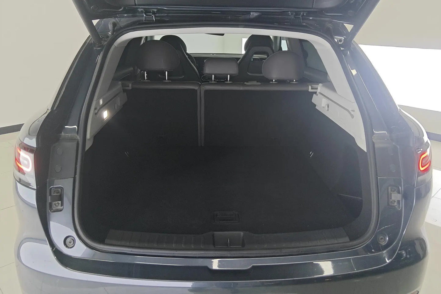 Certificated Pre-Owned Leapmotor C11 2023 Extended-Range 180 Comfort Edition -u22060468