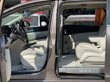 Certificated Pre-Owned SAIC-GM Buick GL8 2021 Land Business Cabin 652T Luxury Version - u22340760