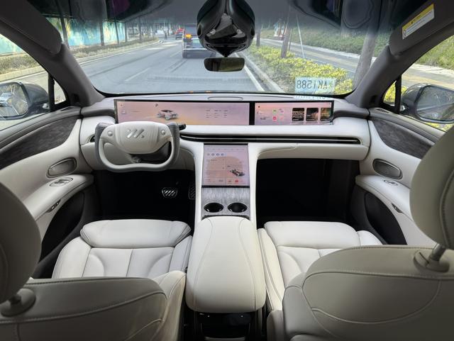 Certificated Pre-Owned IM LS7 2025 Refreshed Edition Ultra -u22486808