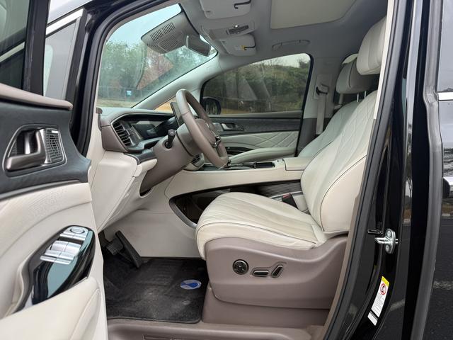 Certificated Pre-Owned Denza D9 DM 2022 1040 Premium Edition -u22621591