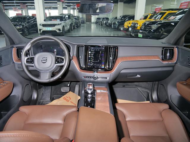 Certificated Pre-Owned Volvo XC60 PHEV 2025 T8 AWD Long-Range Inscription Luxury Edition -u22723172